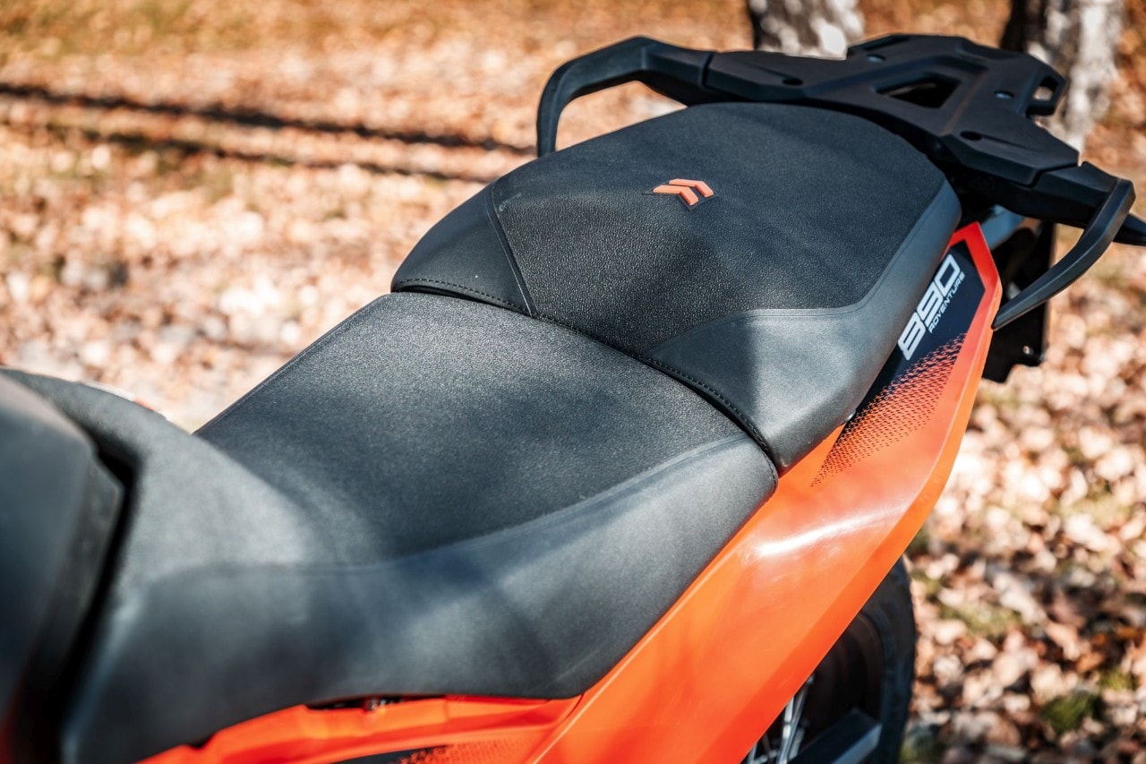 KTM 890 Adventure: crossover senza limiti